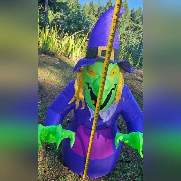 Gemmy Airblown Inflatable 4ft Halloween Scary Witch - Picture 6 of 7